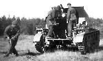 Самоходно-артиллерийская установка СУ-5-2 с экипажем