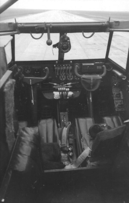 Кабина пилота Messerschmitt Me.323E-1