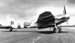 Скоростной бомбардировщик Havilland DH.98 Mosquito
