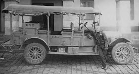 White Model TEB-O 12-passenger reconnaissance car