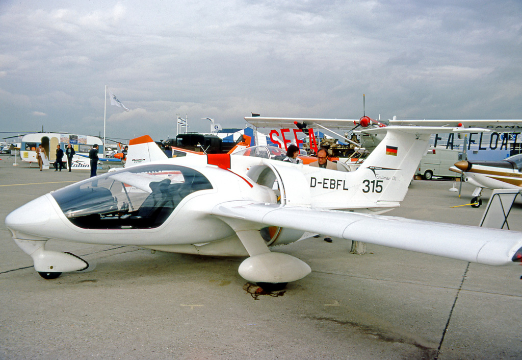 Легкий многоцелевой самолет RFB Fanliner