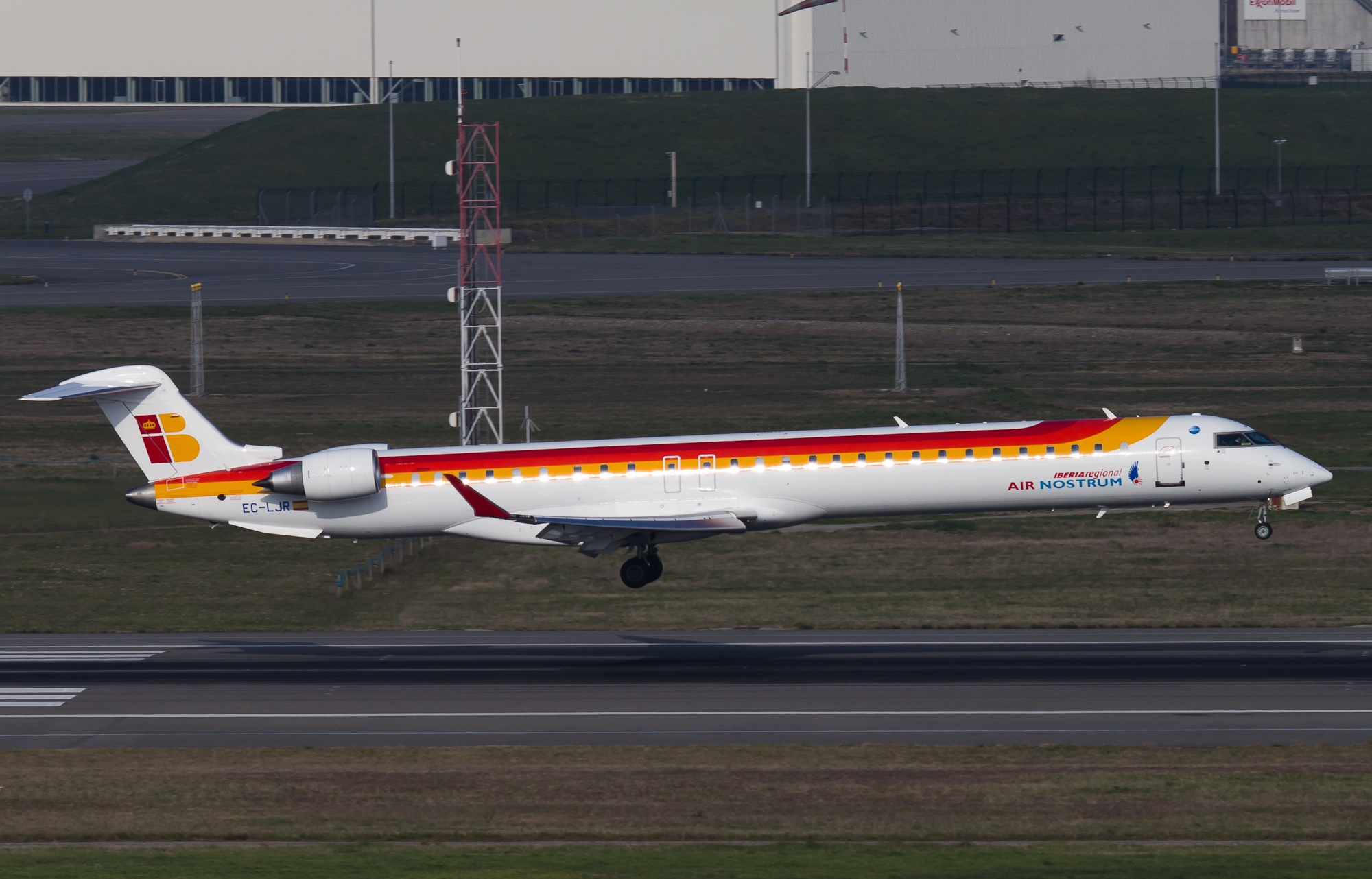 Bombardier CRJ-1000