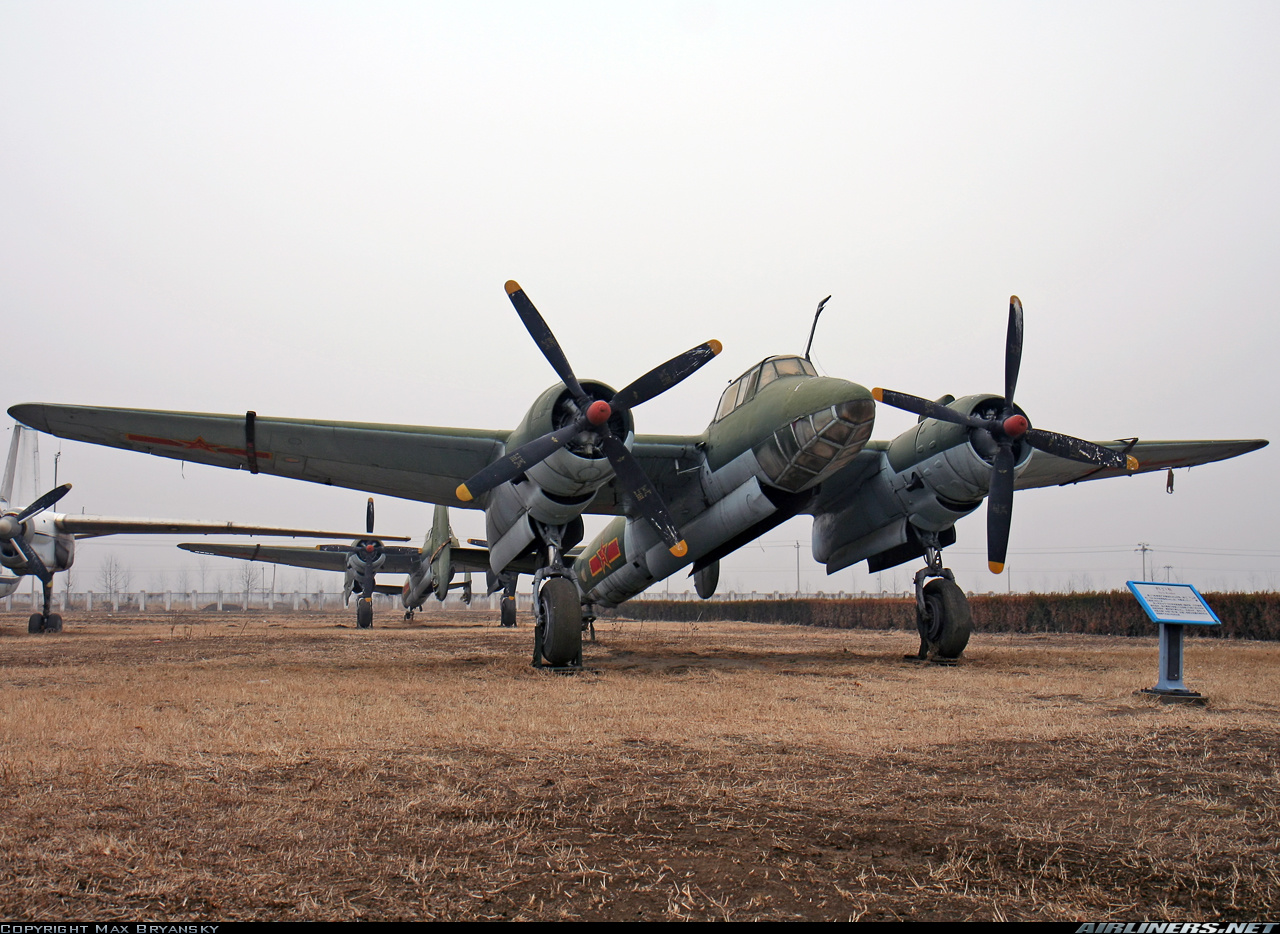 Бомбардировщик Ту-2