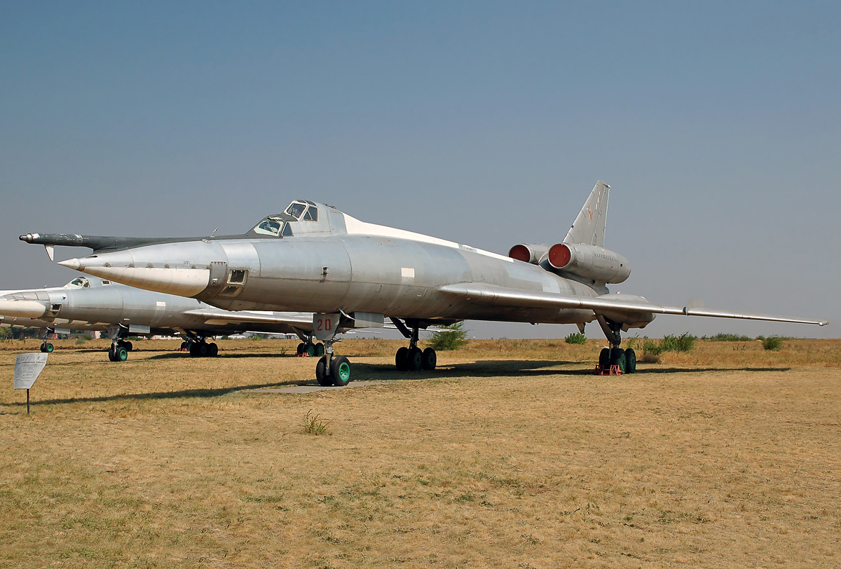 Ту-22У