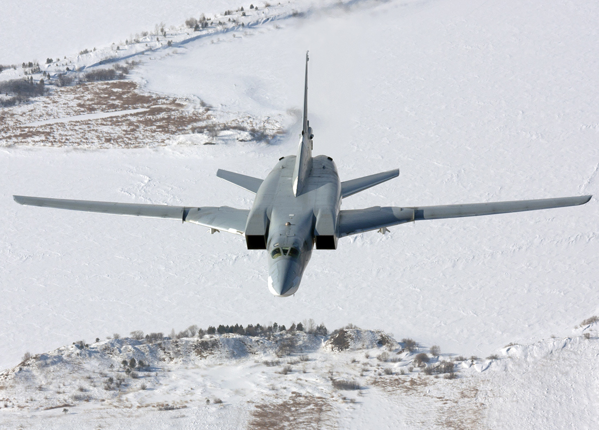 Сверхзвуковой бомбардировщик Ту-22