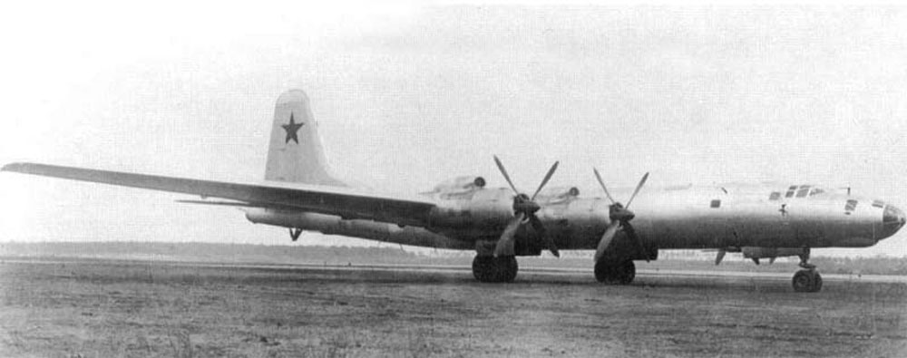 Первый прототип Ту-85 (