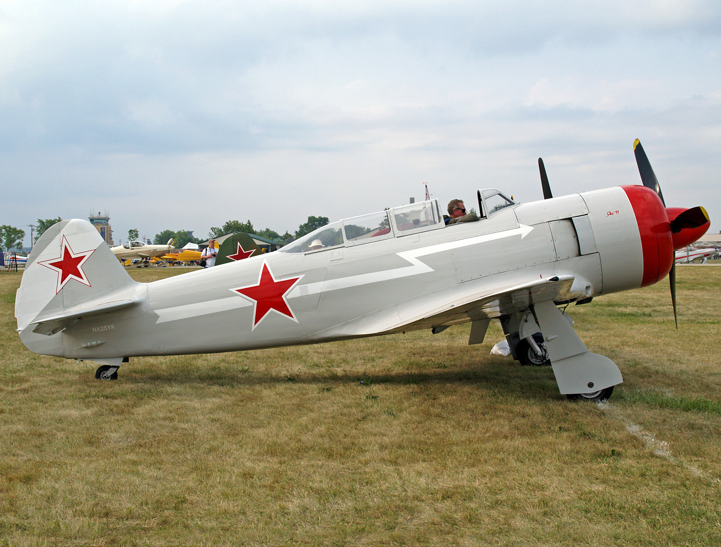 Як-11