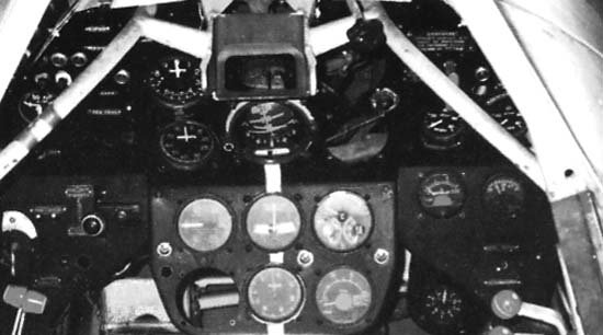 Приборная доска передней кабины Як-11