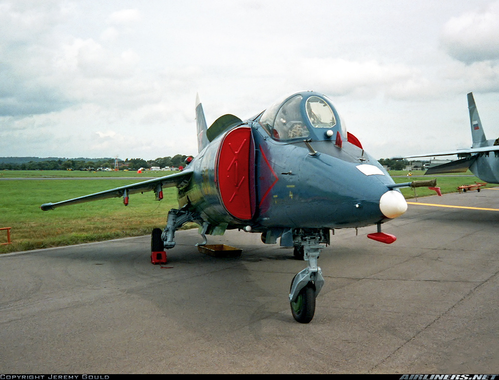 Як-38