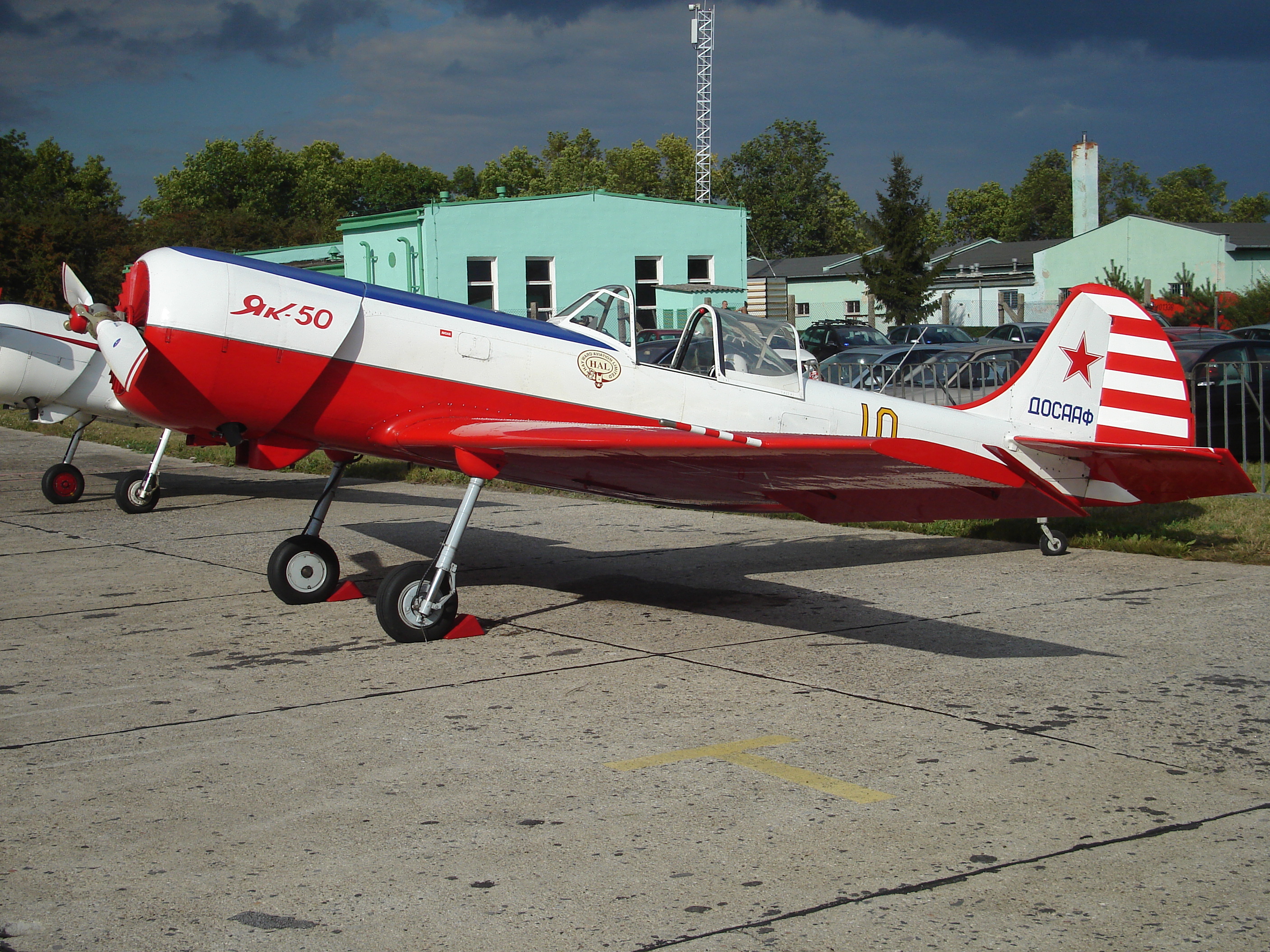 Як-50