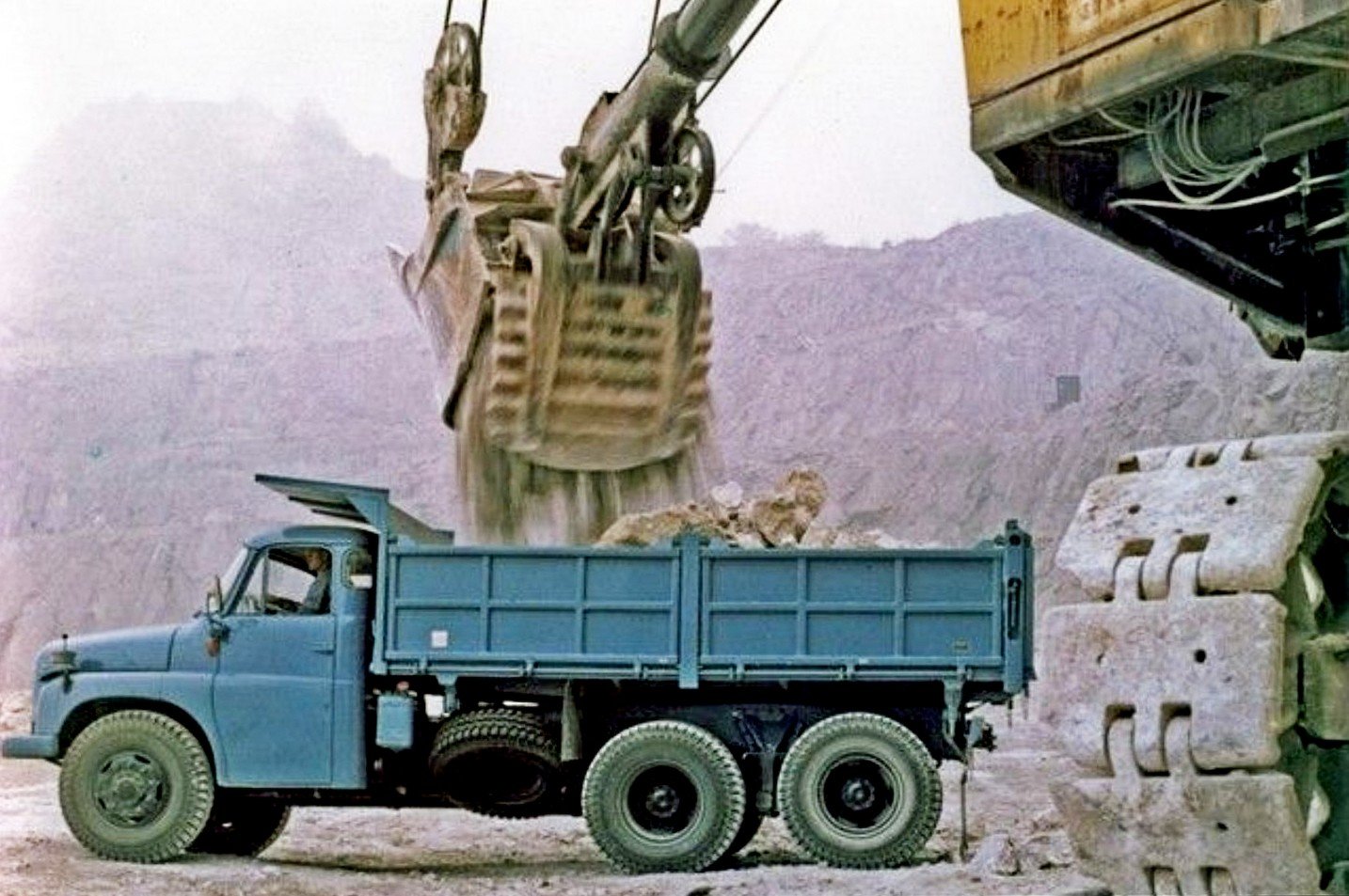 Tatra T148S1
