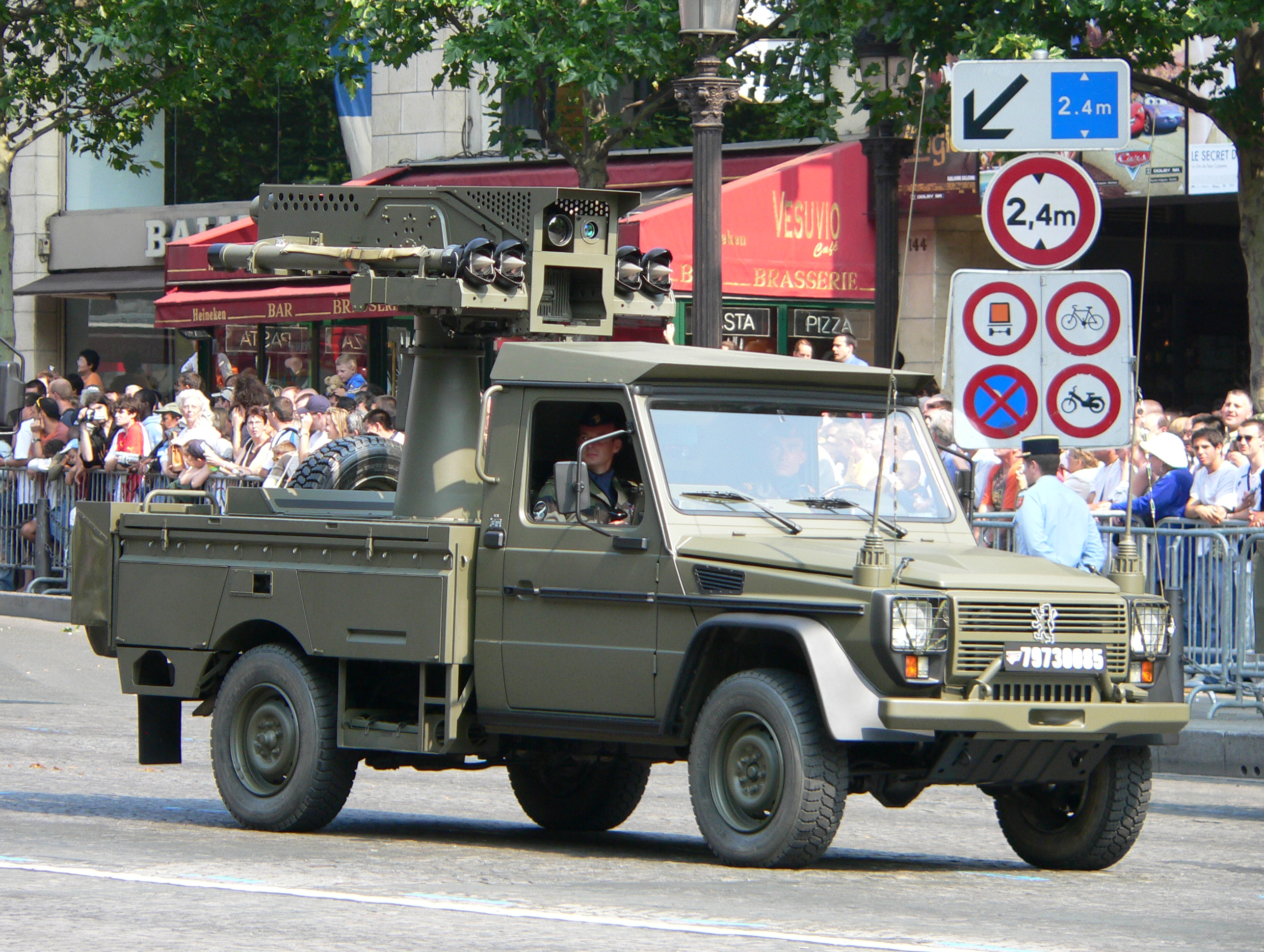Peugeot P4