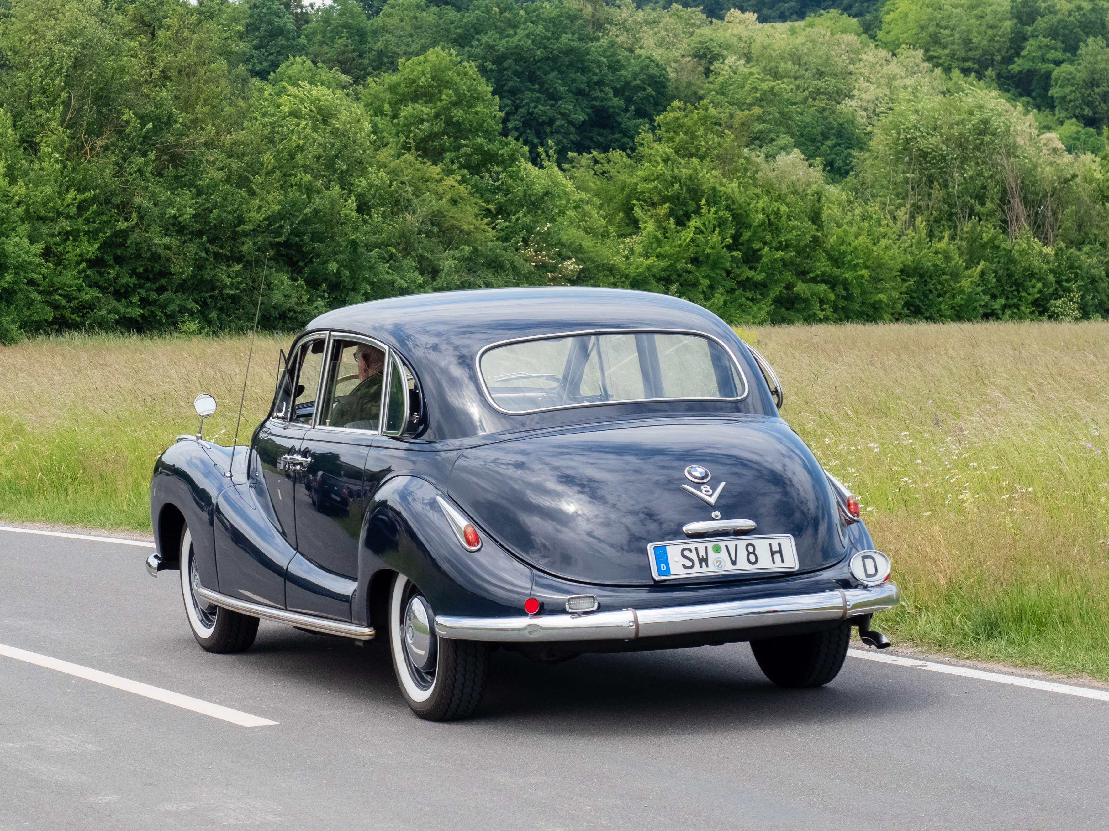 BMW 502