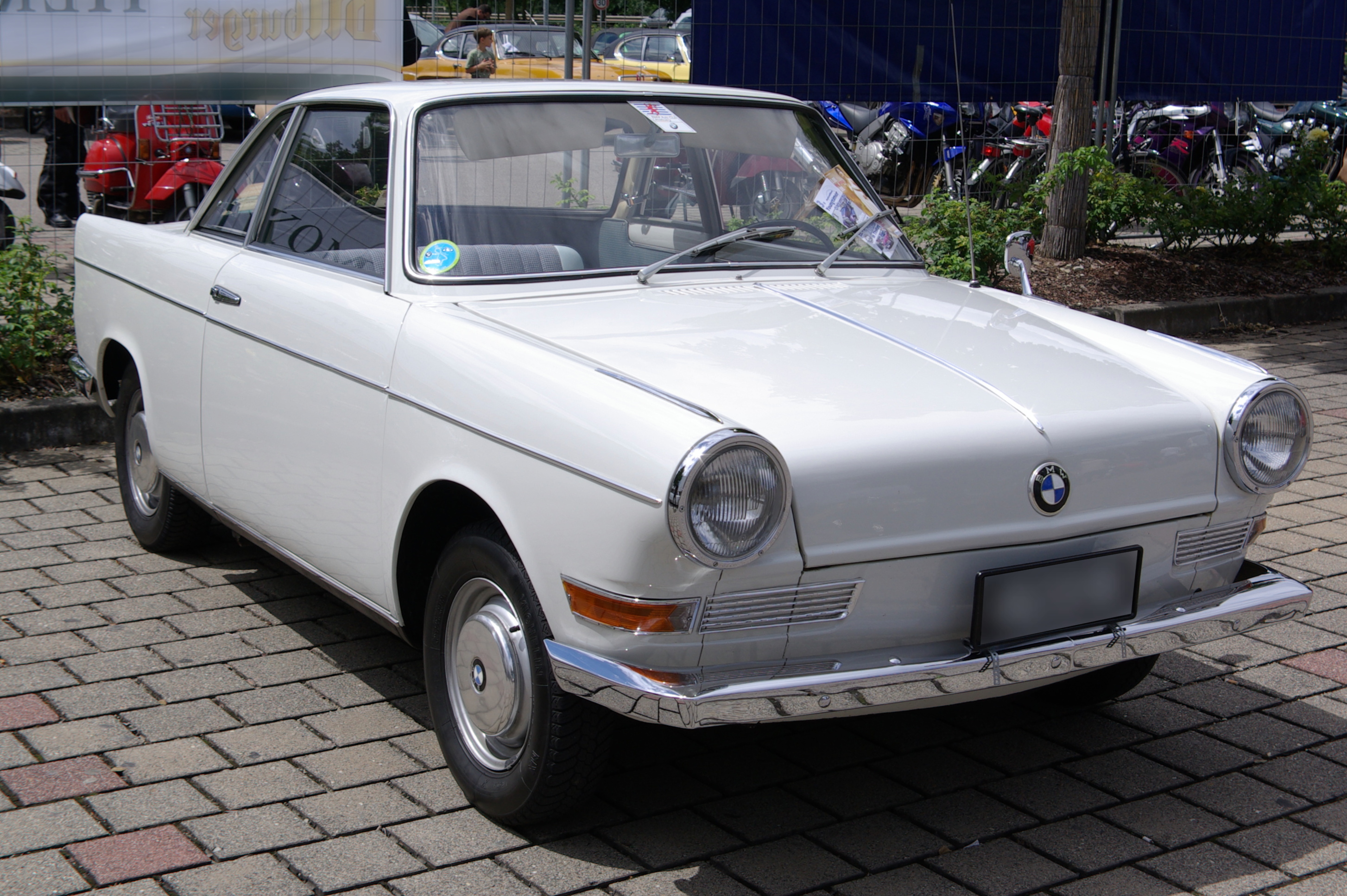BMW-700 Sport