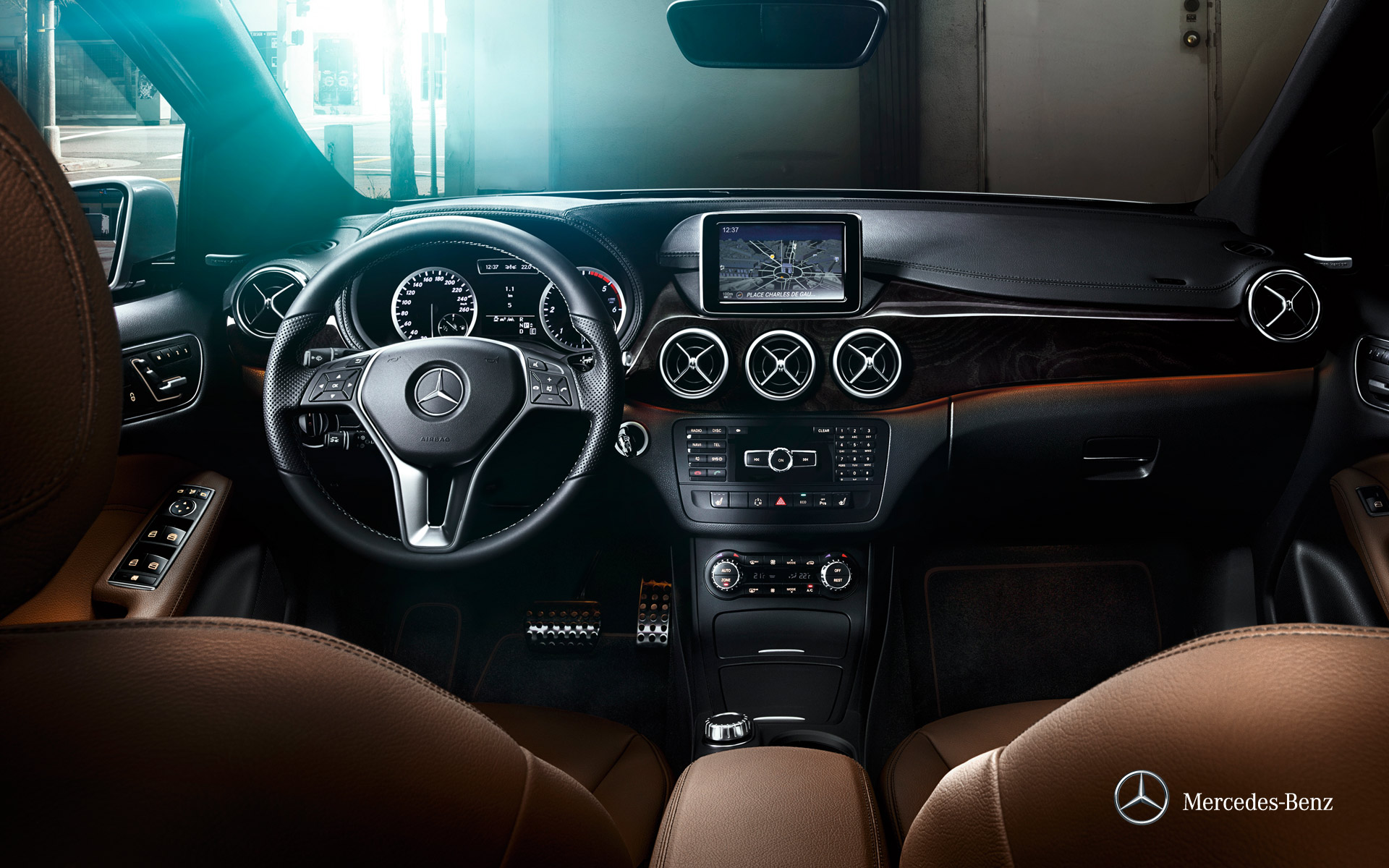 Интерьер Mercedes-Benz w246