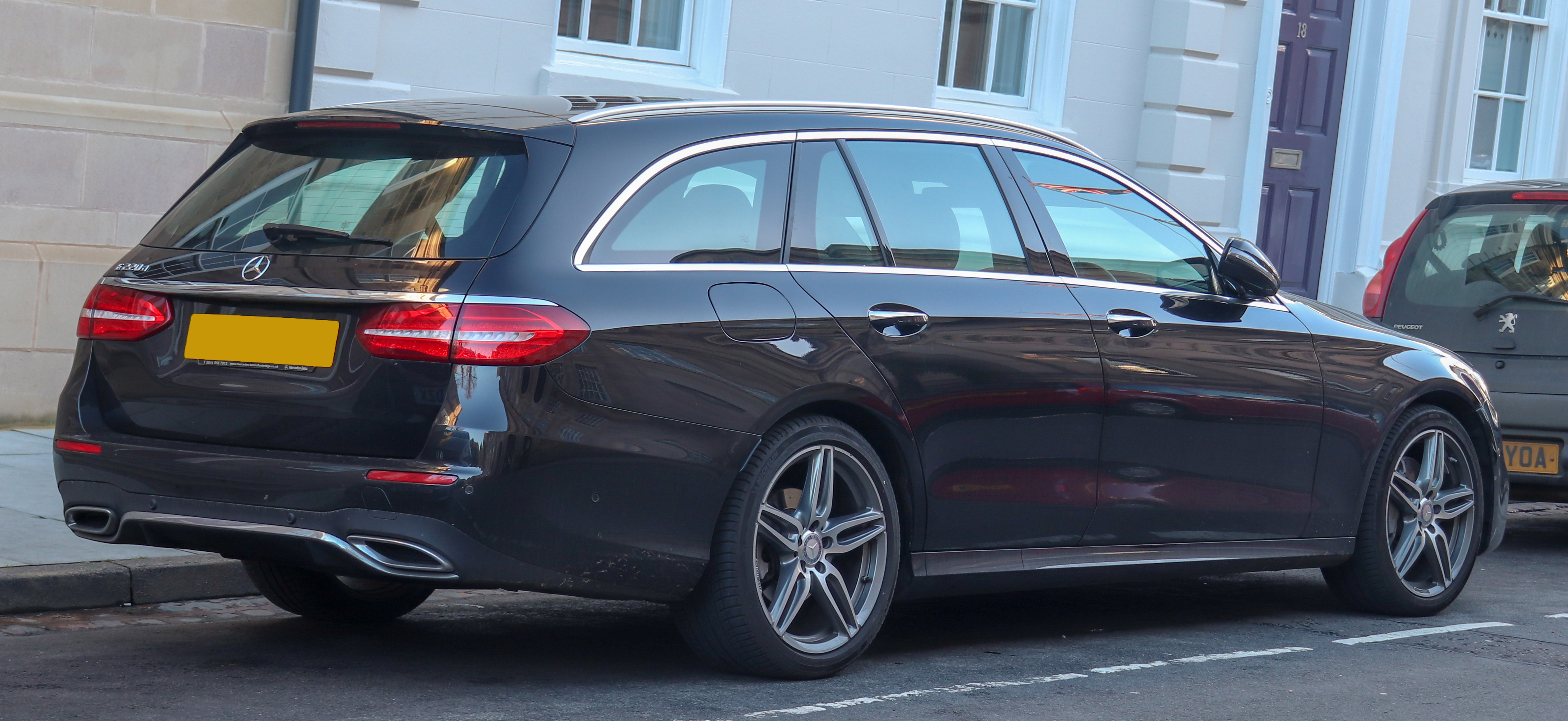 Mercedes-Benz s213