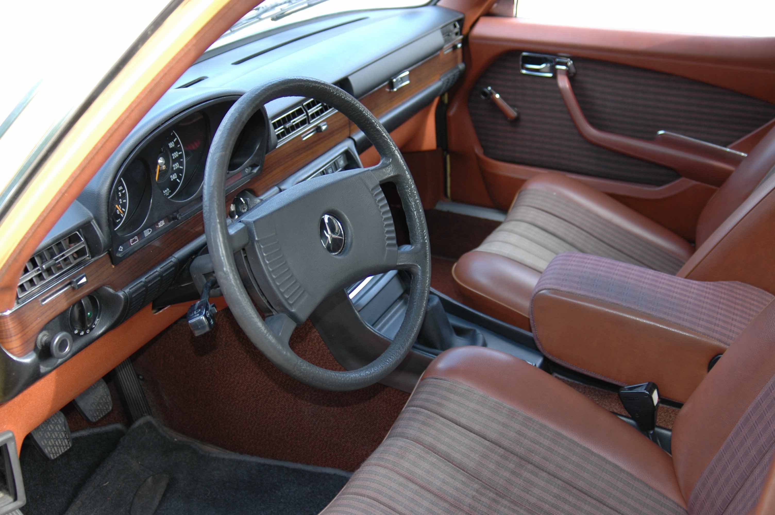 Салон Mercedes-Benz w116