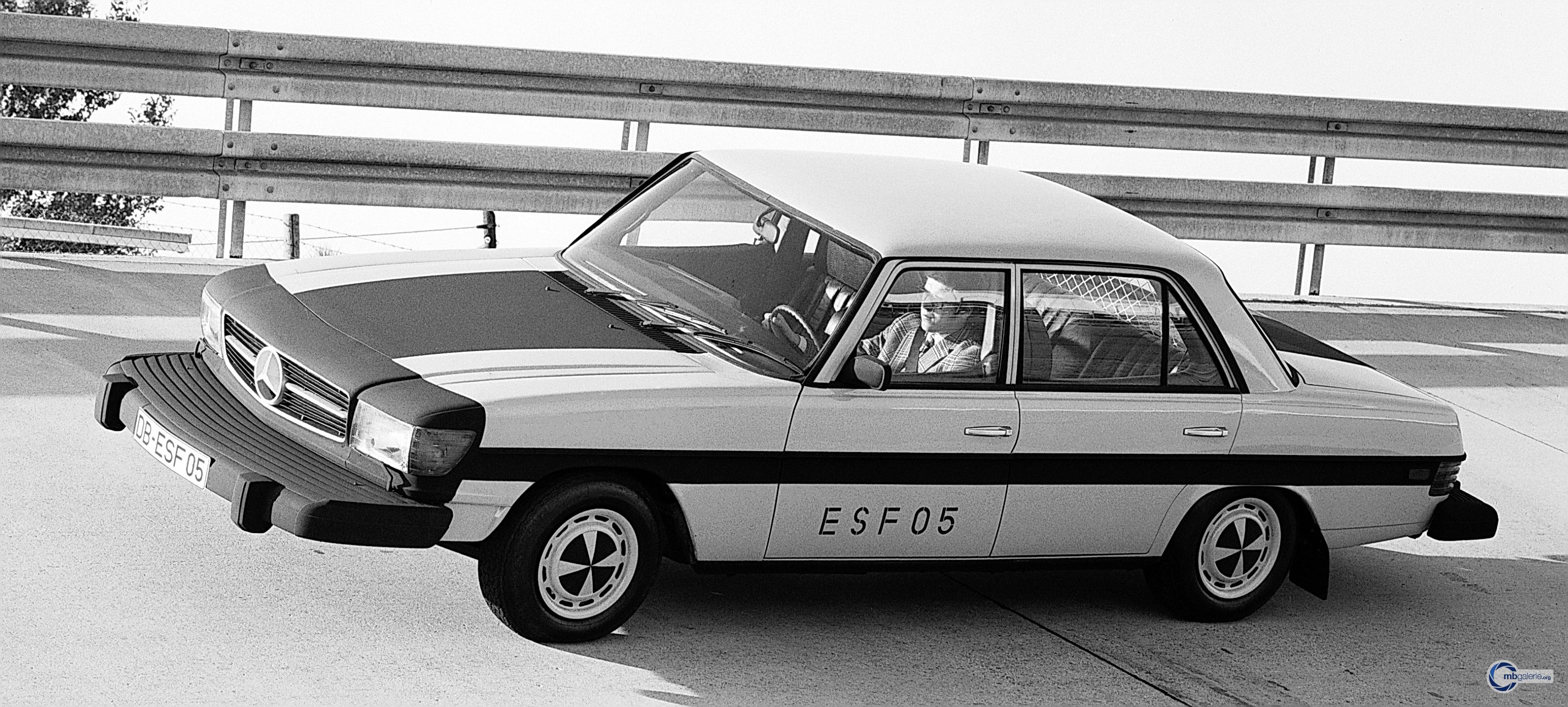 Mercedes-Benz ESF 5