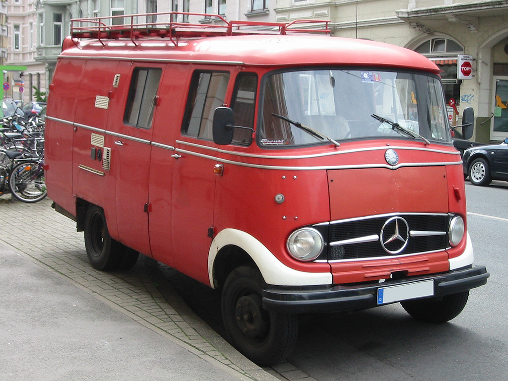 Пожарный автомобиль Mercedes-Benz L319
