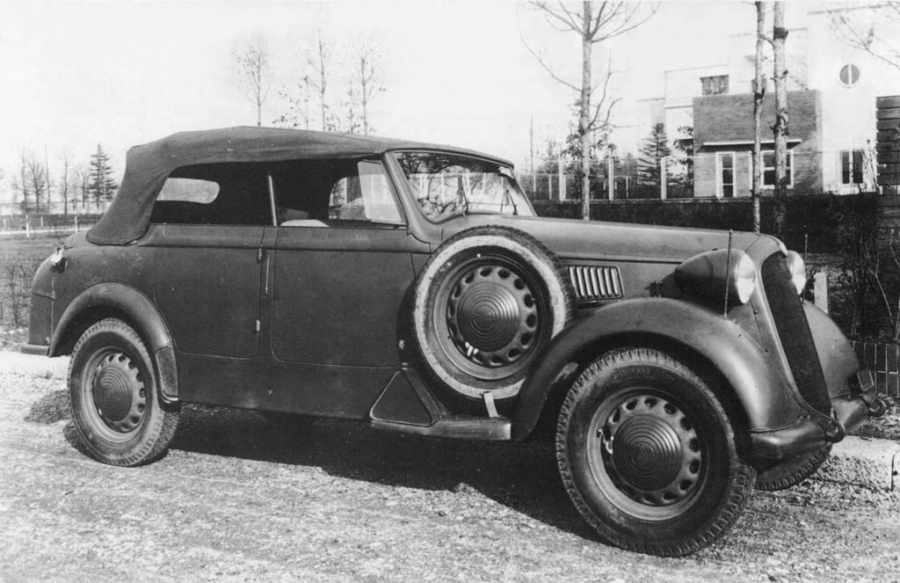 Alfa Romeo 6C 2500 Coloniale