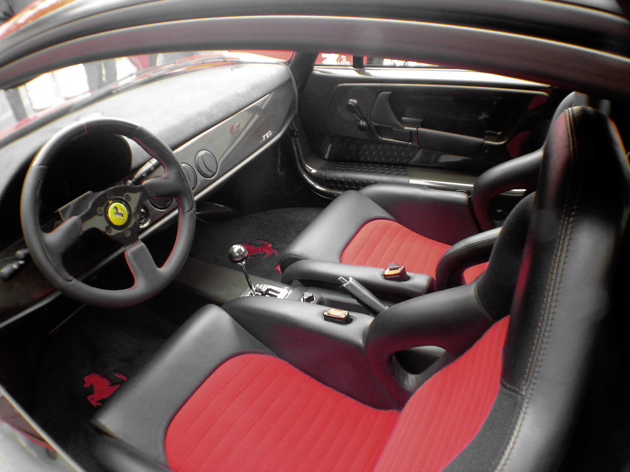 Салон Ferrari F50