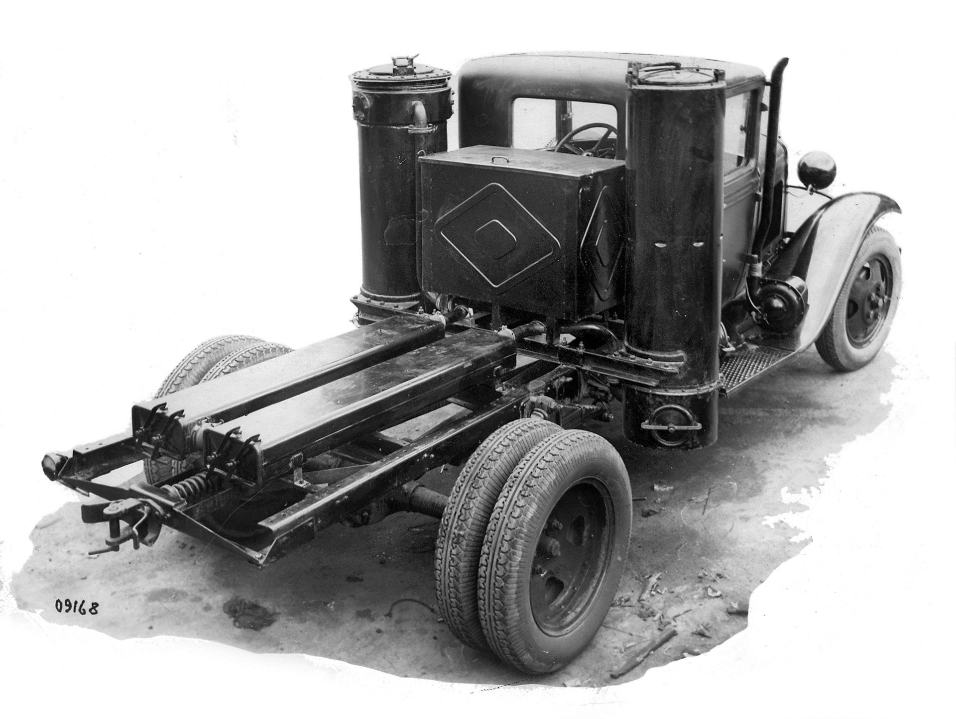 ГАЗ-42