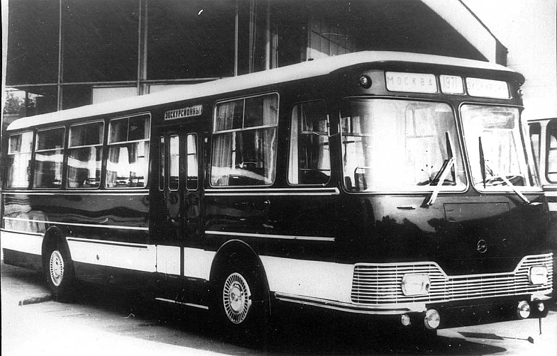 ЛиАЗ-677В