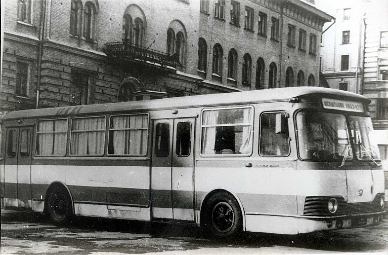 Опытный ЛиАЗ-677