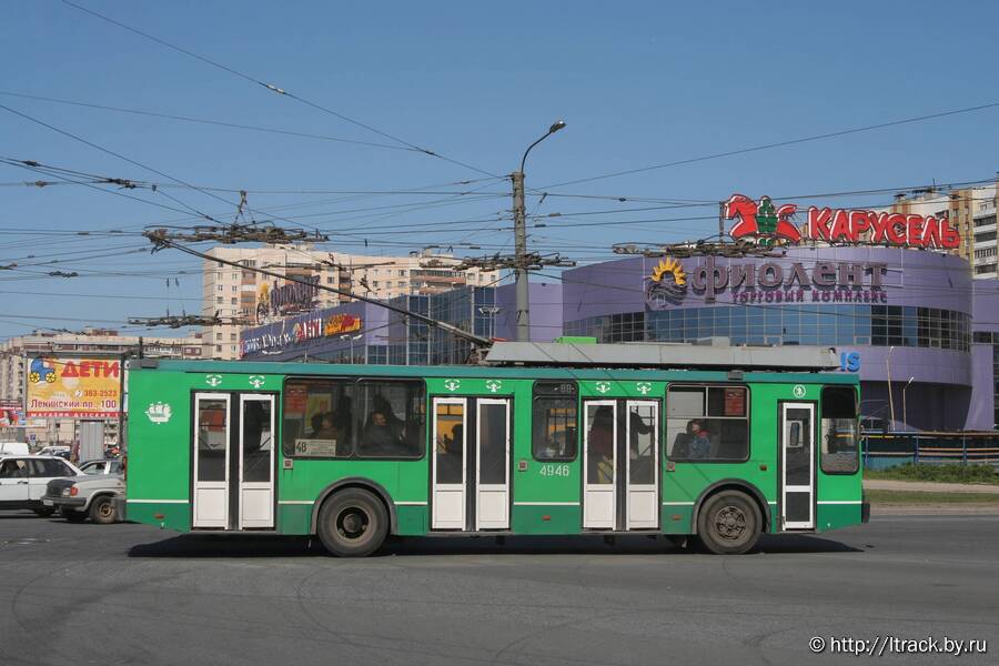 Троллейбус ПТЗ-210