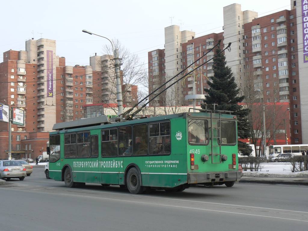 Троллейбус ПТЗ-210