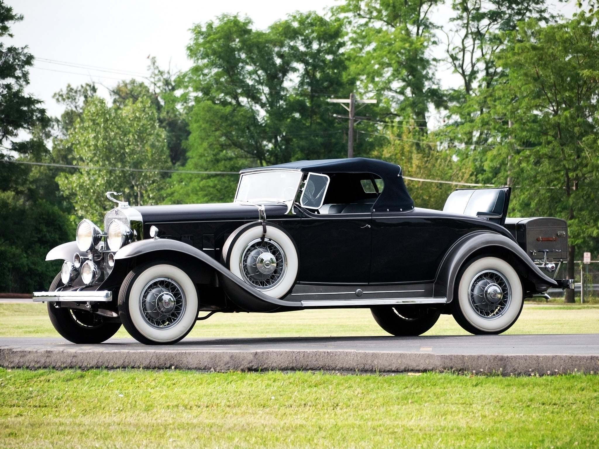 Cadillac V-12 series 370A