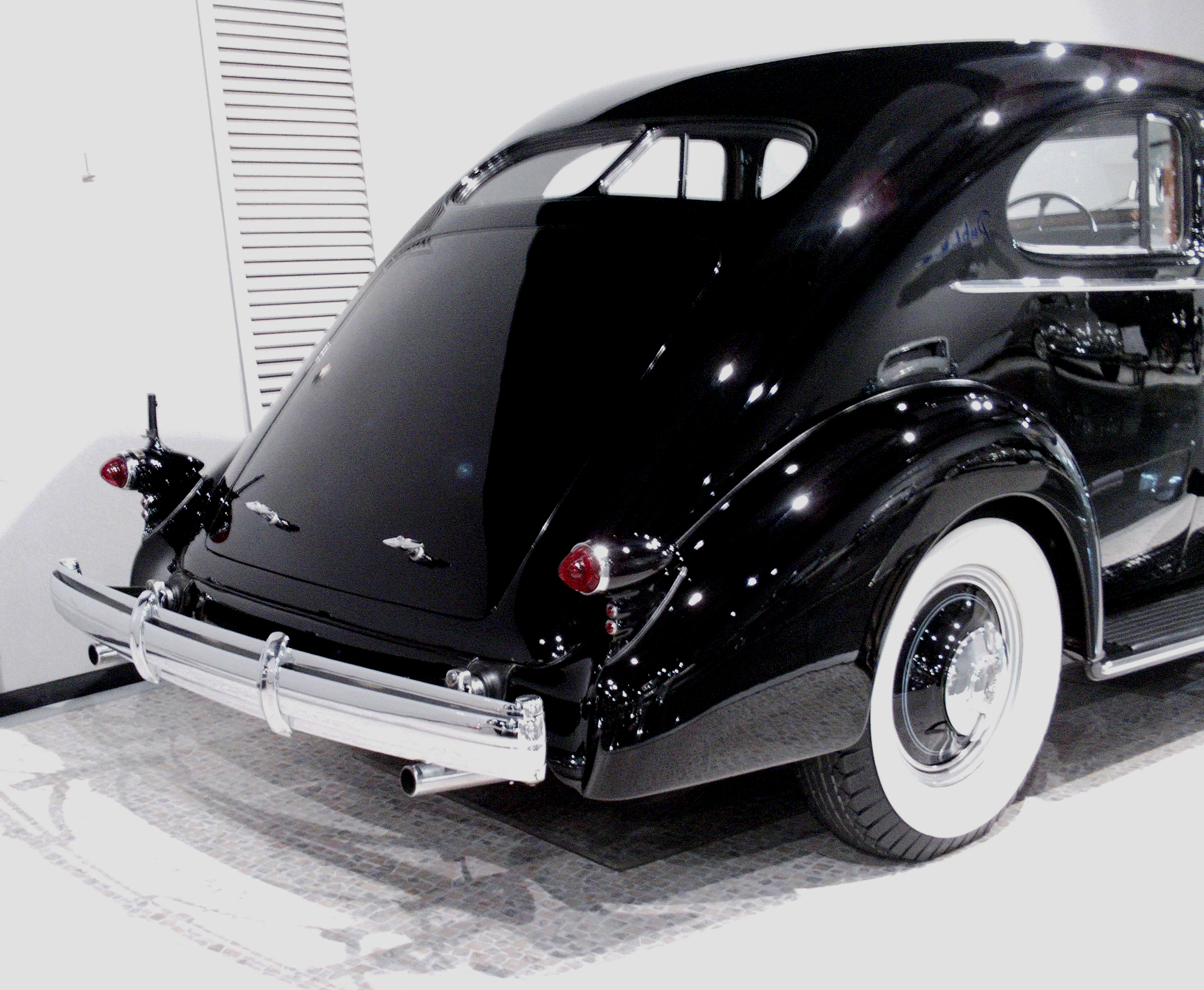 Cadillac V-12 series 80/85