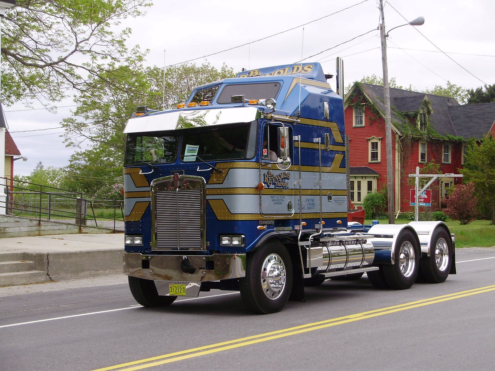 Kenworth K100