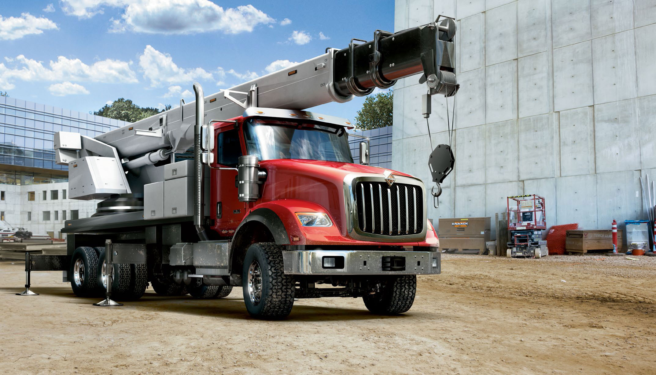 International HX620