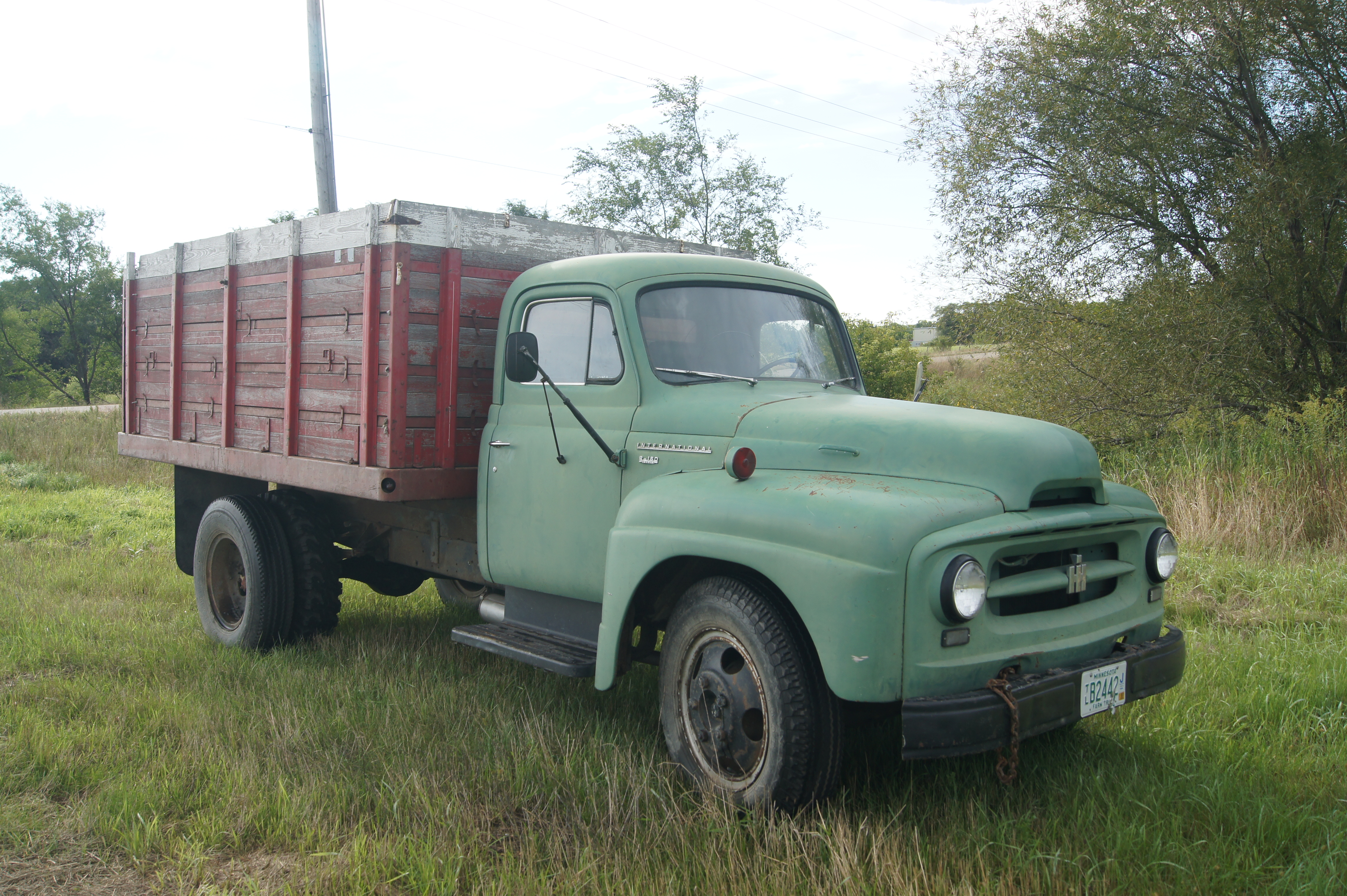 International R-160