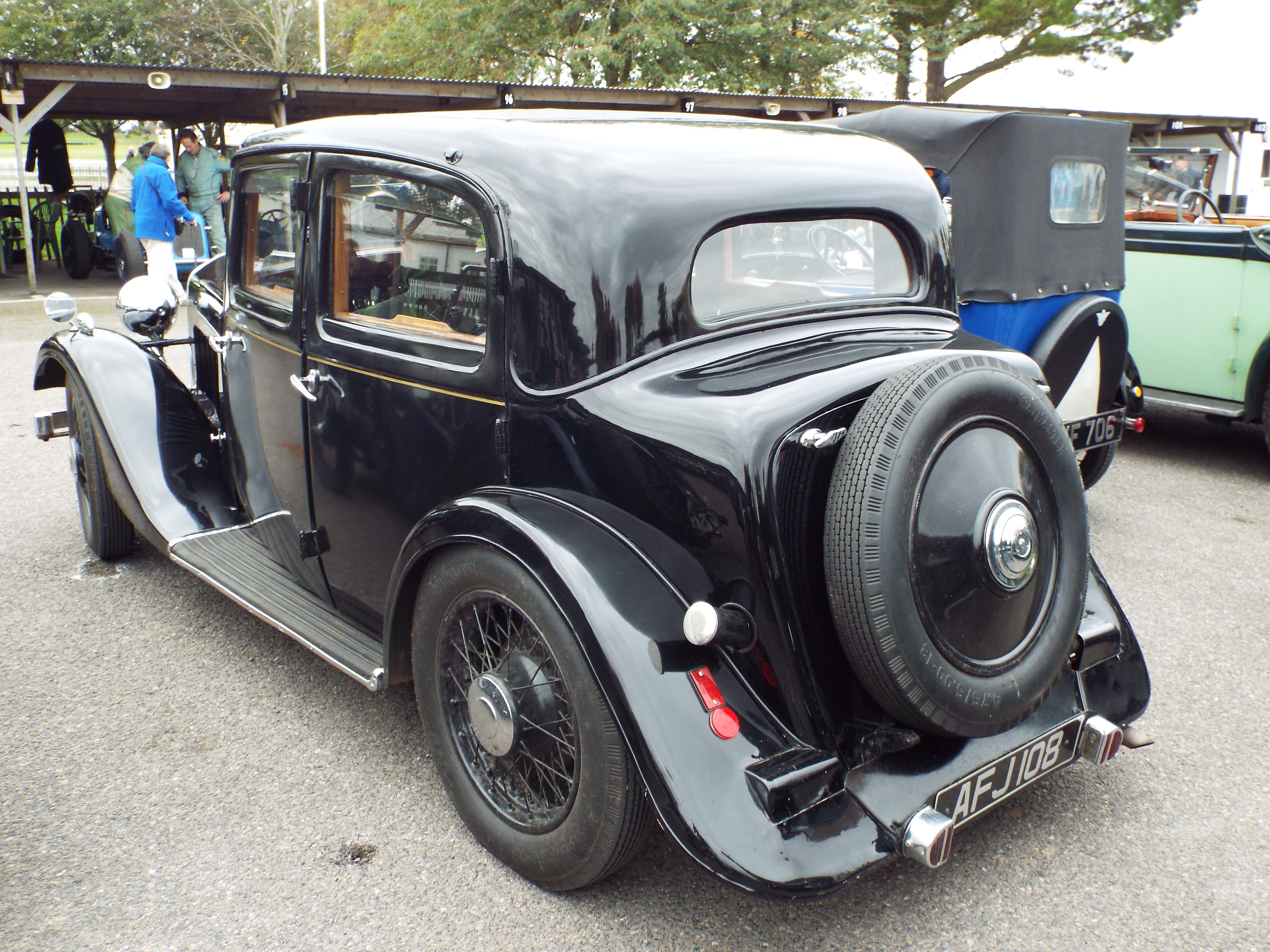 Rover 12 P1 sports saloon