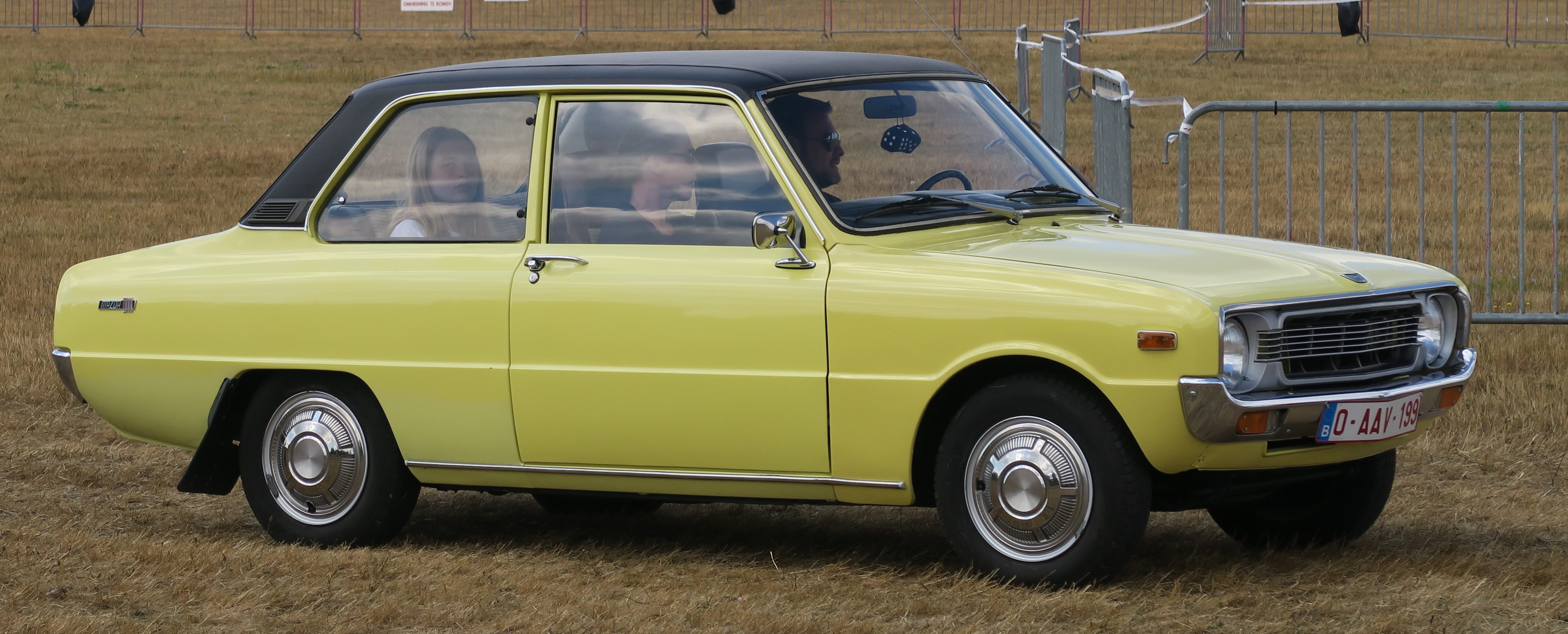 Mazda Familia FA3