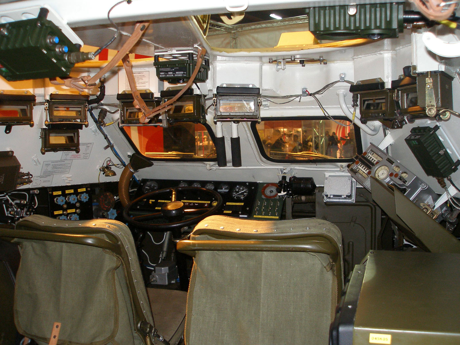 Кабина БРДМ-2