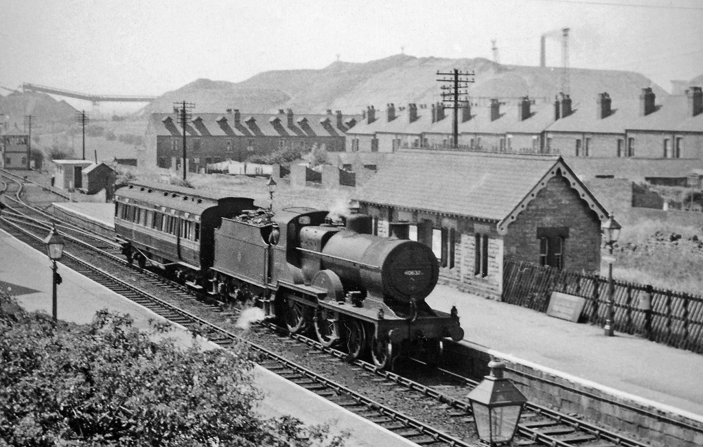 Паровоз LMS Class 2P 4-4-0