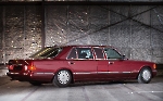 Mercedes-Benz v126 