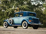 Cadillac Series 355-A V8 Town Sedan by Fisher