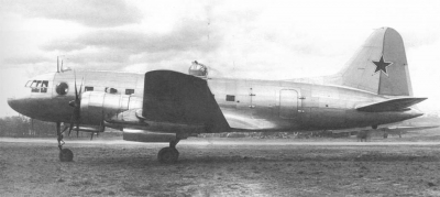 Самолет Ил-12Д