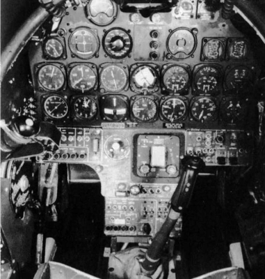 Кабина пилота P-82G