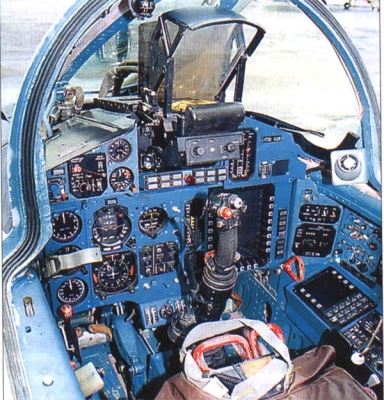 Кабина пилота МиГ-31