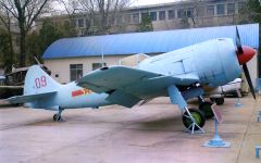 Истребитель Ла-11