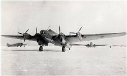 Дальний тяжелый бомбардировщик Пе-8