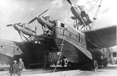 Тяжелая ударная летающая лодка АНТ-22 (МК-1)