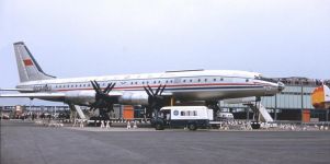 Дальнемагистральный пассажирский самолет Ту-114