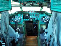 Кабина пилотов Ту-142МР