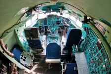 Кабина пилотов Ту-154
